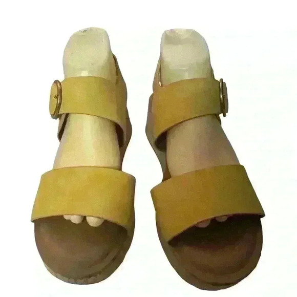 EuroSoft Finnly Womens Yellow Leather Wedge Sandal Size 9M - Picture 2 of 10